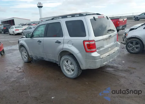 2012 Ford Escape Xlt z USA, uszkodzony, nr VIN 1FMCU0D74CKB62467